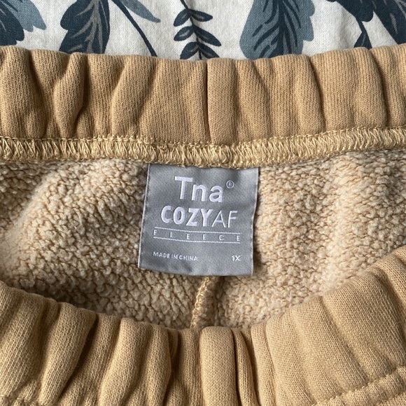 Tan Cozy Fleece 3inch Sweatshort - Picture 2 of 3